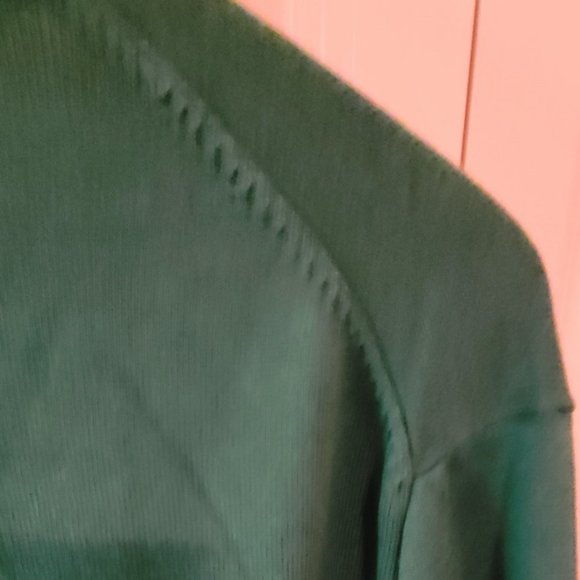 Lands' End Green Cotton V-Neck. Size XL.  EEUC. - Picture 4 of 5